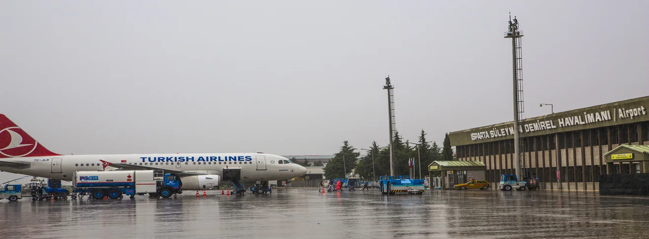 isparta-suleyman-demirel-havalimani